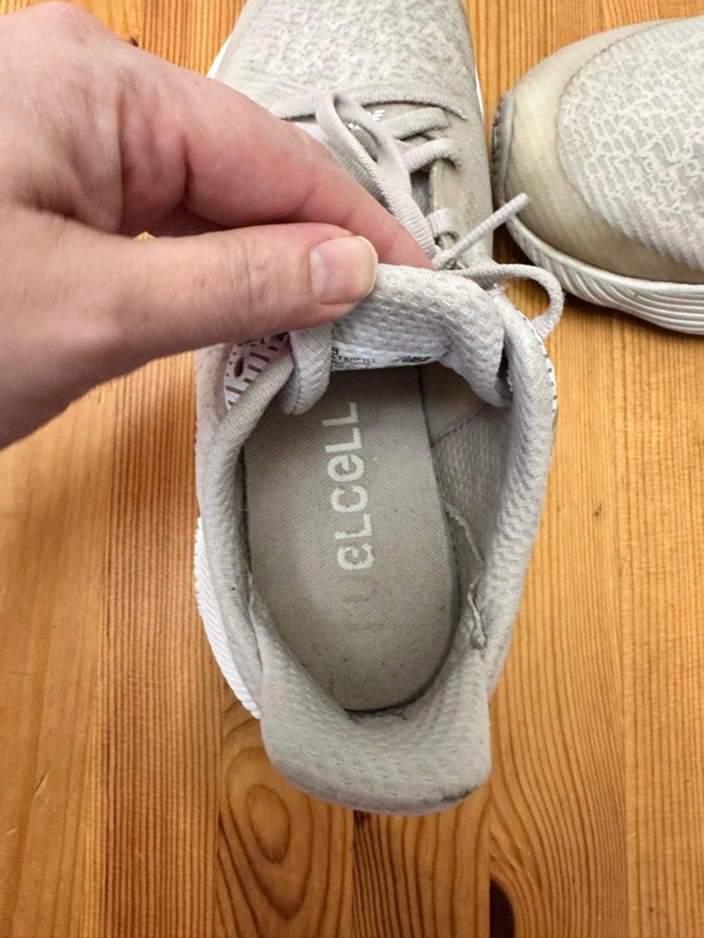 NEW BALANCE |  Women's Fuelcell Shift training shoes, cushioned | Fits like 7.5 - Picture 10 of 12